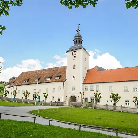Benediktinerstift Hotel